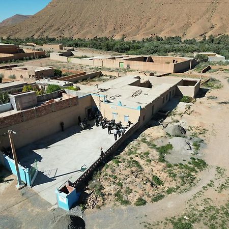 Gite D'Etape Ziz Oasis Achbarou Extérieur photo
